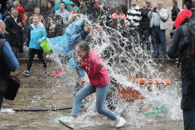 Поливаний понеділок: що треба робити на другий день Великодня