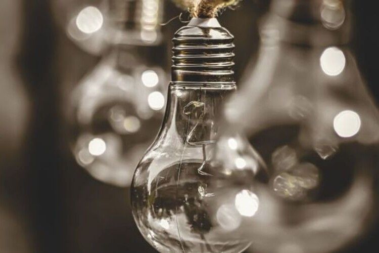 В Укренерго попередили про значний дефіцит електрики в понеділок