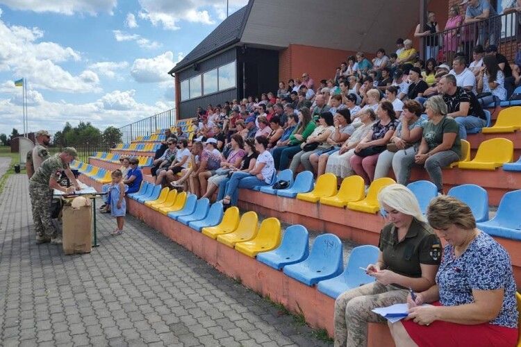Військова підготовка не зайва: ще в одній громаді на Волині провели навчання