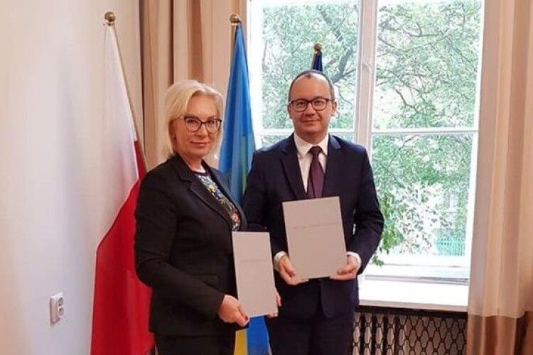 Омбудсмени України та Польщі підписали антиксенофобний договір