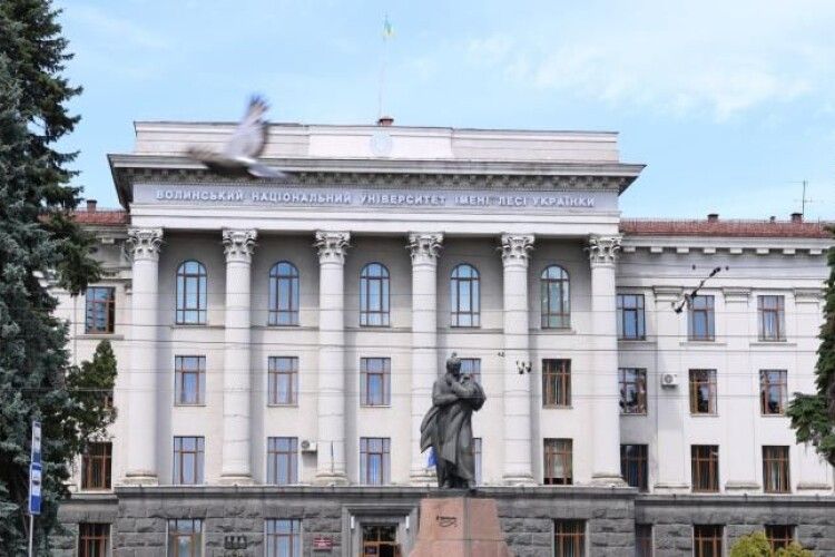 У Луцьку три студентки ВНУ отримуватимуть президентську стипендію