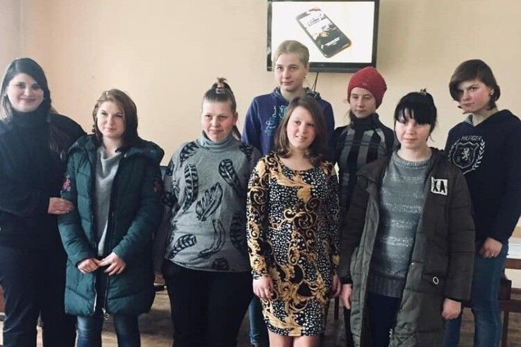 Ліцеїстам у Локачах розповіли про безпечний інтернет