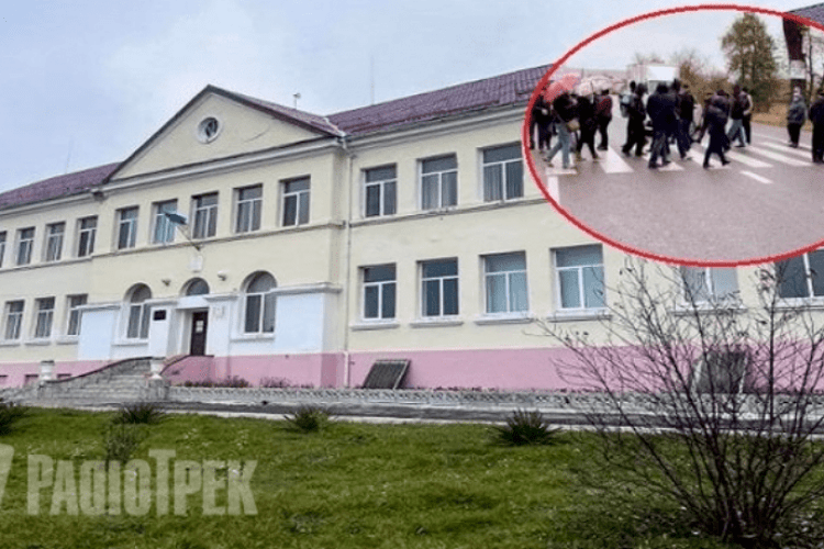 Збираються перекривати трасу: біля Рівного – скандал через закриття школи