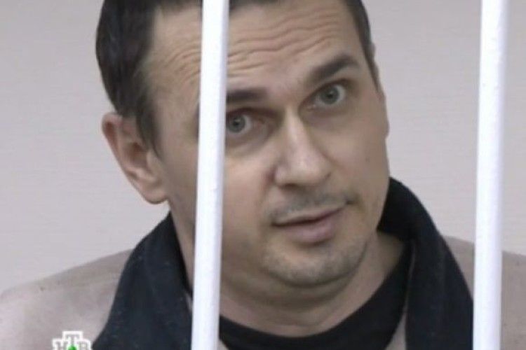 Можливо, Сенцова вдасться обміняти на полонених?