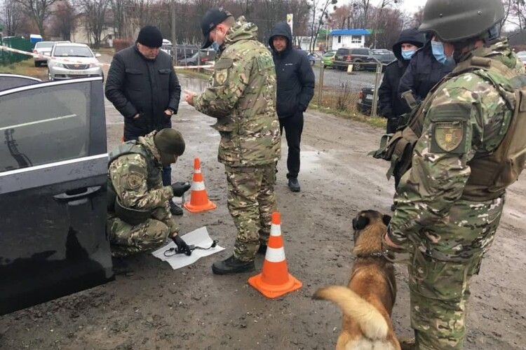 Ветеран війни, депутат Харківської міськради від «ЄС» Корсунов знайшов у своїй машині прослушку