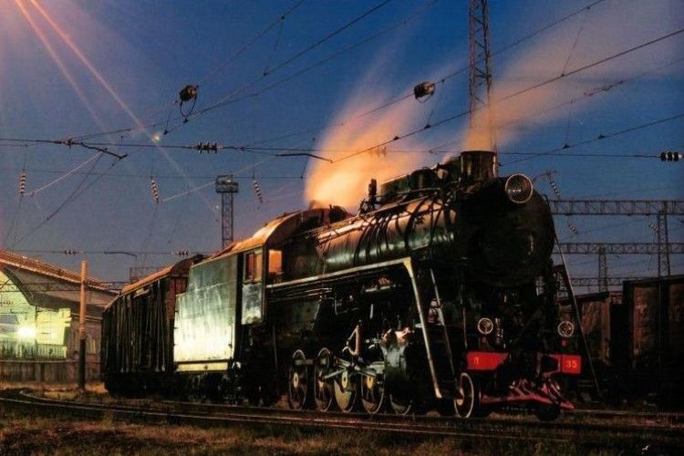 «Укрзалізниця» обіцяє подарувати настрій 20 тисячам пасажирів у Новорічну ніч