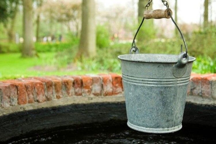 На Рівненщині немовля отруїлося водою