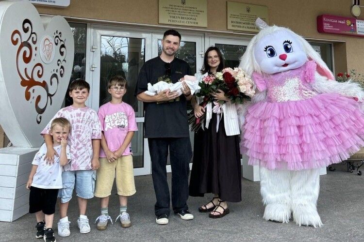Як народжувалися Остап і Орест тато не бачив, бо в той час був на передовій