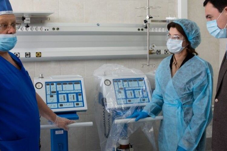 2 апарати ШВЛ, передані Фондом Порошенка у лікарню в Києві, вже врятували 15 людей