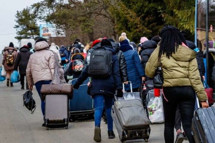«Я все розумію, але...». Філатов шокований поведінкою переселенців у Чернівцях 