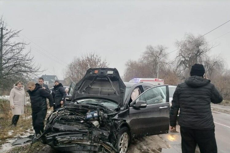 На Рівненщині сталася аварія: є потерпілі