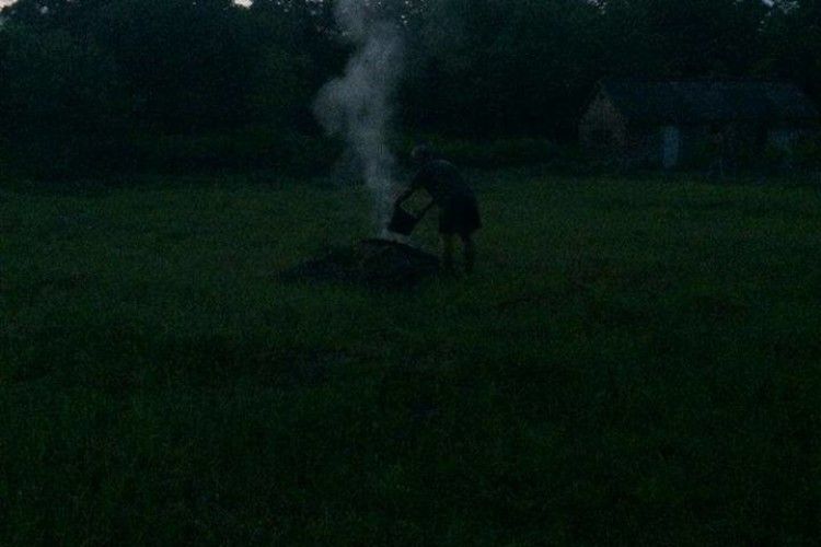Лучанин, який запалив багаття на подвір’ї, заплатить через це штраф