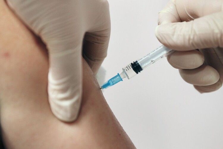 В Україні діятиме анонімна вакцинація