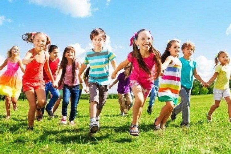 В літні табори відпочинку не допускатимуться діти, які не пройшли обов’язкові профщеплення