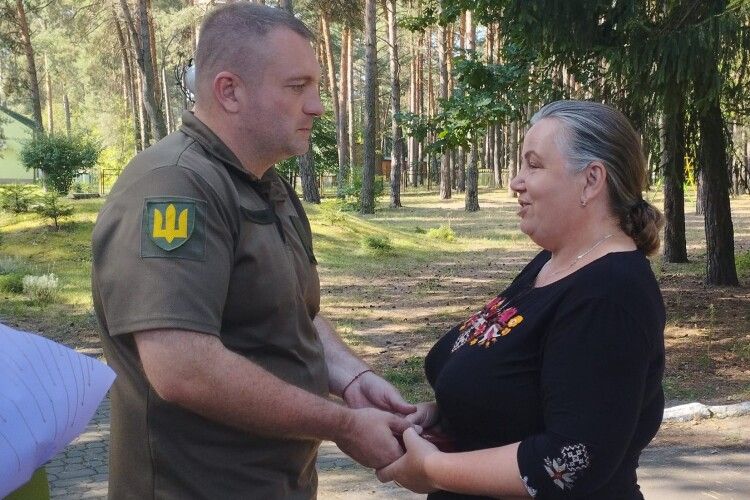 Дружині загиблого волинянина Олександра Чака вручили його орден