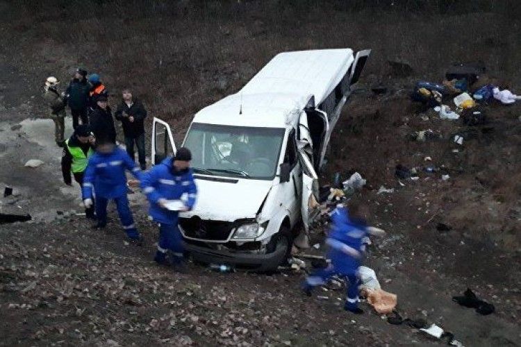 Троє українців загинули у ДТП в Росії, ще 6 – поранені