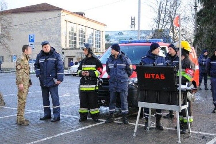У розважальному центрі Луцька «виявили вибухівку»