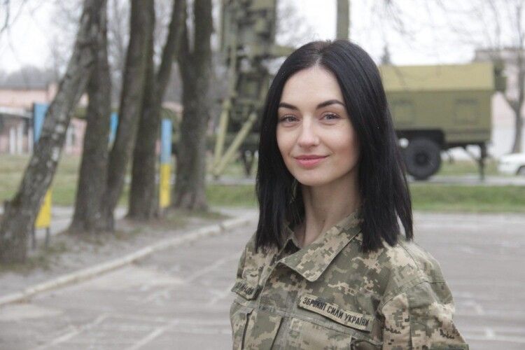 У Галицько-Волинській радіотехнічній бригаді служить перша і єдина у ПК «Захід» жінка – молодший лейтенант 