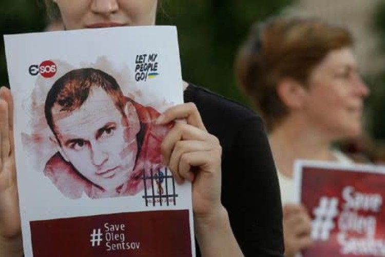 У Франції десятки діячів культури закликали допомогти звільнити Сенцова