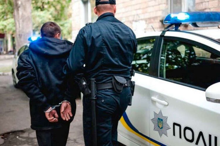 На Волині неповнолітній п'яний водій чинив опір поліції