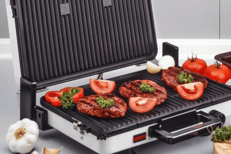Електрогриль: зручне рішення для квартири, балкона та міської кухні