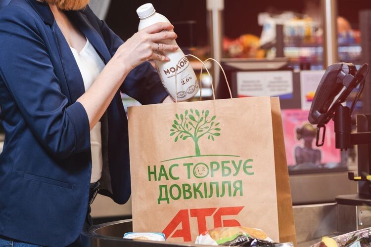 «АТБ» безкоштовно забезпечує продуктами родини полеглих українських воїнів