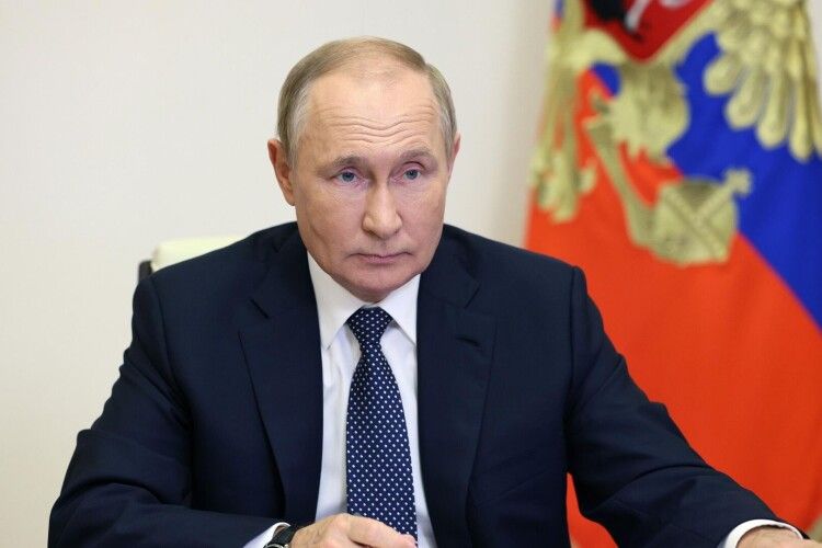 Путін офіційно визнав, що Донецьк і Луганськ – це Україна 