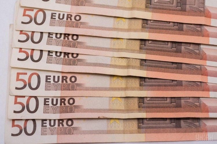 Україна не отримає в березні 500 мільйонів євро від ЄС