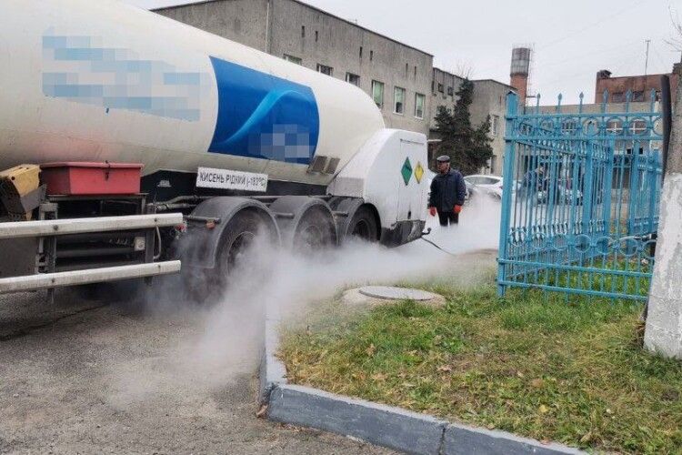 У Волинський інфекційний госпіталь привезли кисень. Що в інших медзакладах