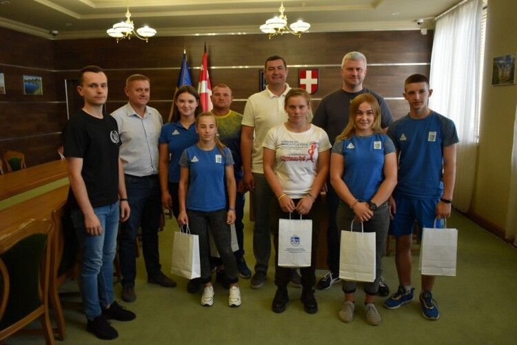 Юні волиняни привезли багато нагород із Чемпіонату Європи з важкої атлетики