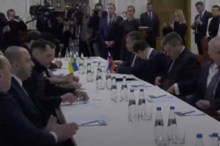 Делегація України їде до Біловезької Пущі на переговори