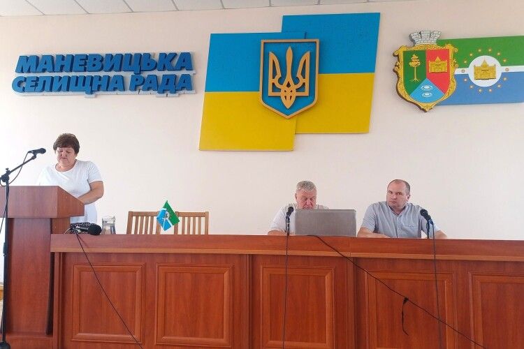 У громаді на Волині хочуть пришвидшити знесення пам'ятника радянському діячу
