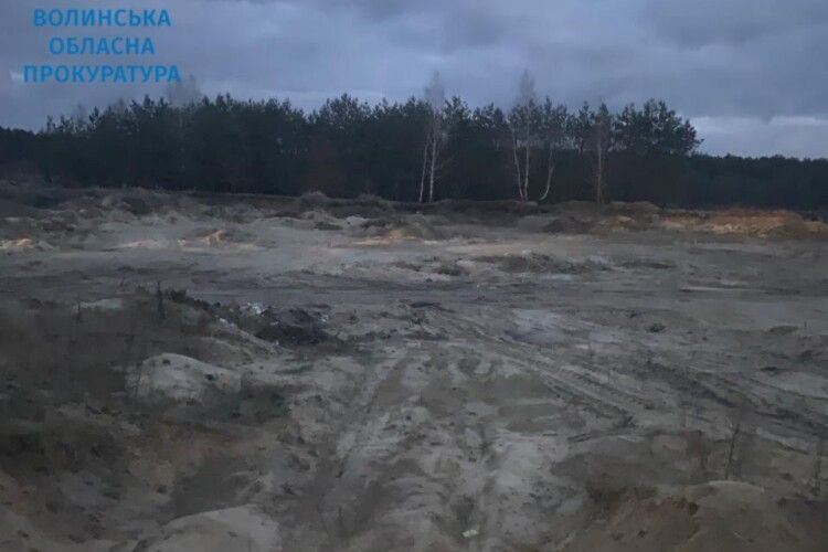 Незаконно видобули пісок на суму понад 1,2 млн грн – на Волині повідомлено про підозру членам організованої групи