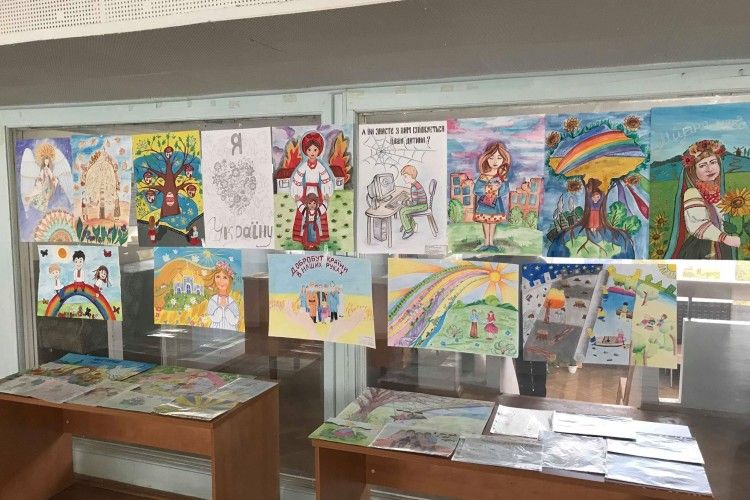 Як поїхати з дитиною за кордон