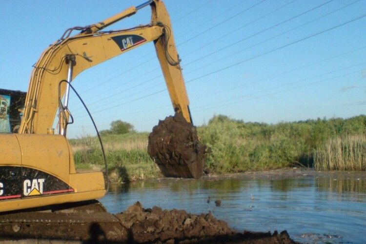 Підприємця з Львівщини на Волині судять за незаконно викопані ставки площею більше 10 га