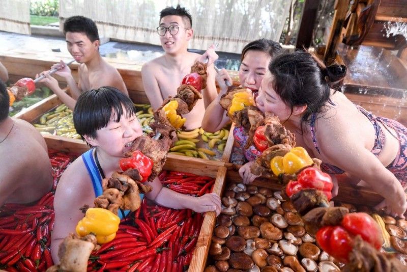 Hot Pot Shaped Hot Spring In Hangzhou To Welcome Chinese New Year