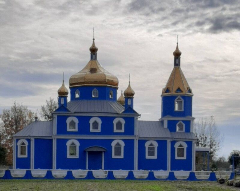 Нова церква була збудована в Полапах вже в незалежній Україні.