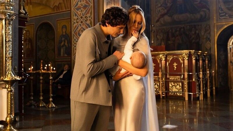 Леся Нікітюк і Дмитро Бабчук з сином. Фото: Інстаграм Лесі НІКІТЮК.