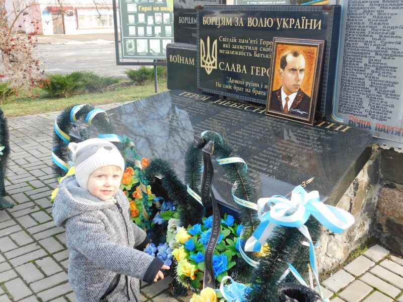 Наймолодший учасник молитви Устимчик Магурчак. Фото Лесі ВЛАШИНЕЦЬ.