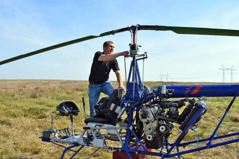 У планах Олександра — створити повноцінний тримісний вертоліт для безпечних  і законних перельотів.