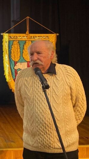 Андрош Бідзіля 35 років дружить з товариством «Холмщина». Заслужений архітектор України, автор всіх меморіальних дошок холмщакам, меморіалу та храму ікони Холмської Богородиці у Луцьку.