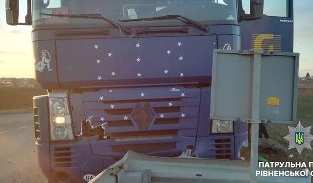 На водія склали два протоколи.