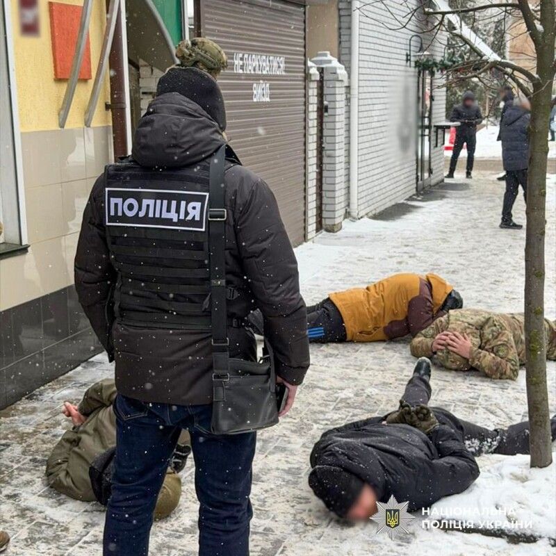 Тепер затриманим загрожує до 14 років позбавлення волі.