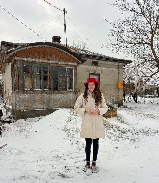 Петрики не побоялися  купити стару хату, щоб стати на ноги.