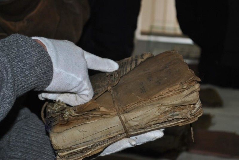 Документи будуть відреставровані та збережені.