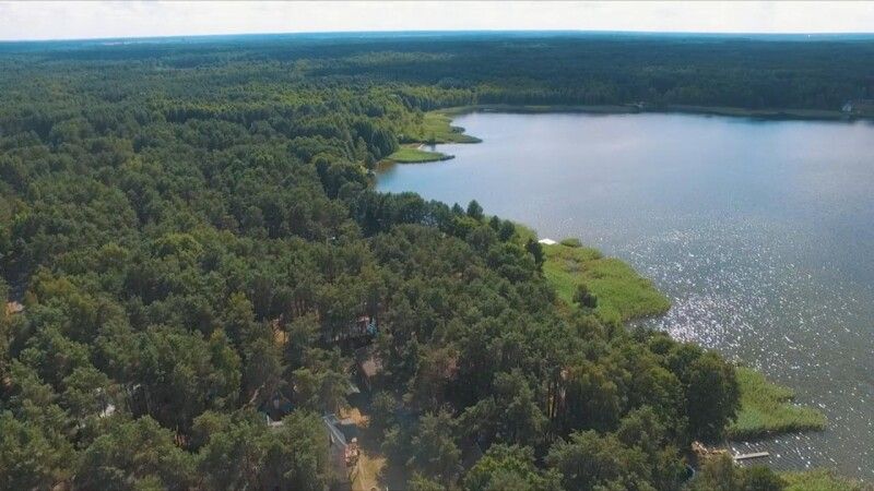 Красу озера Пісочне найкраще споглядати зі знімків, зроблених із висоти пташиного польоту.