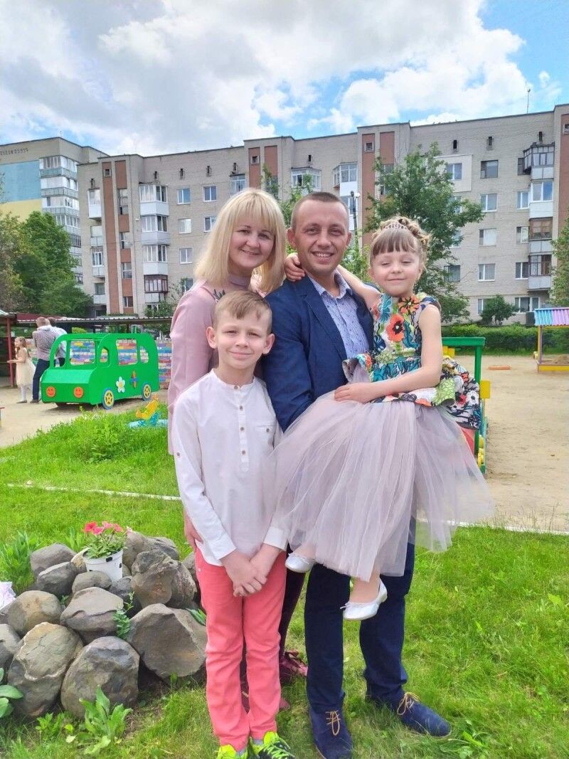 Діоніс і Лєрочка, Оксана Сохані були найщасливішою сім’єю зі своїм татусем і чоловіком Степаном.