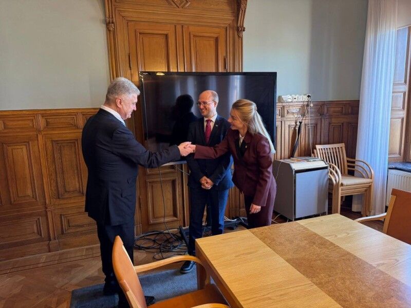 Петро Порошенко у Стокгольмі провів низку зустрічей зі шведськими урядовцями та депутатами.