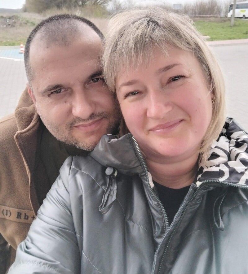 Цьогоріч 27 жовтня Надія та Леонід Рекрути,  які зустріли своє кохання в 11-му класі, могли б святкувати своє «срібне весілля»…