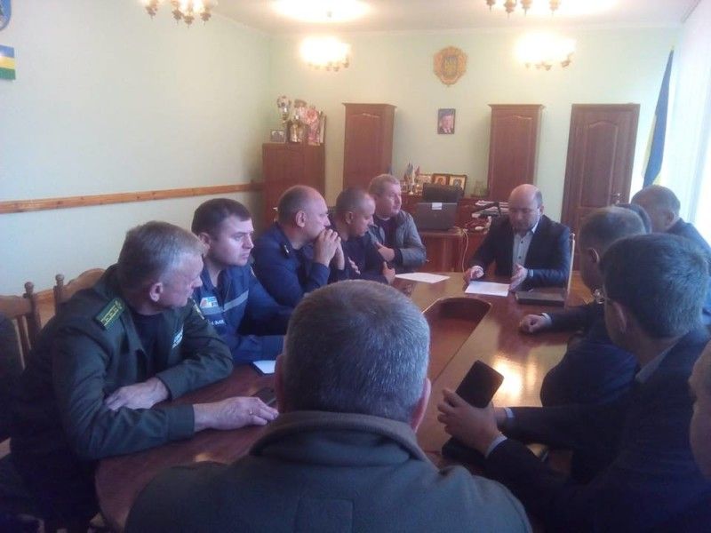 Засідання комісії на чолі із Андрієм Линдюком.